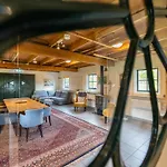 Holiday home De Schuur Kaag