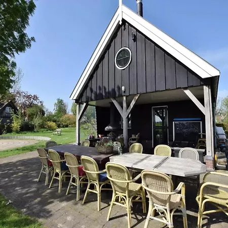 Holiday home De Schuur Kaag