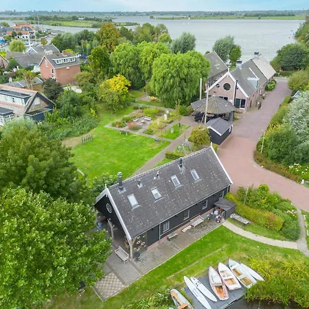 Дом отдыха De Schuur *